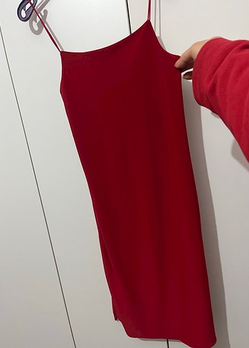 Kırmızı Uzun İnce Askılı Elbise - Görsel 4