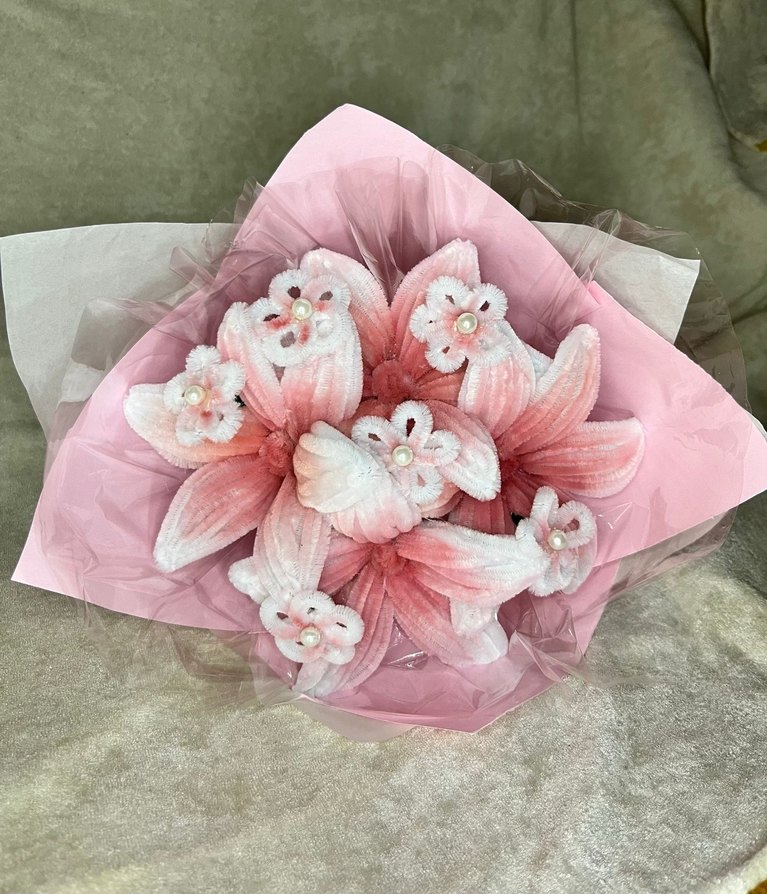 Pembe lilyum Çiçek Buketi - Görsel 2