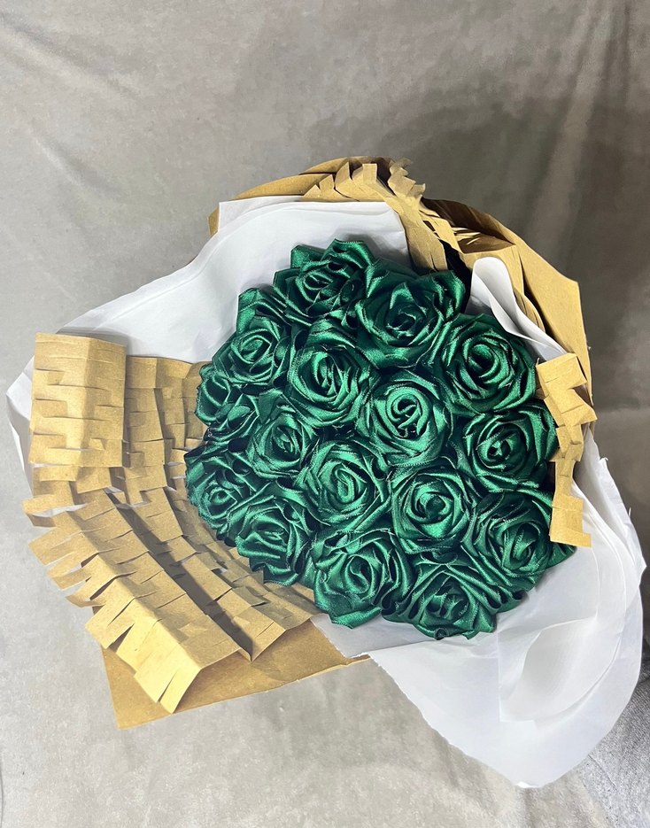 Zümrüt yeşili Saten Gül Buketi - Görsel 2