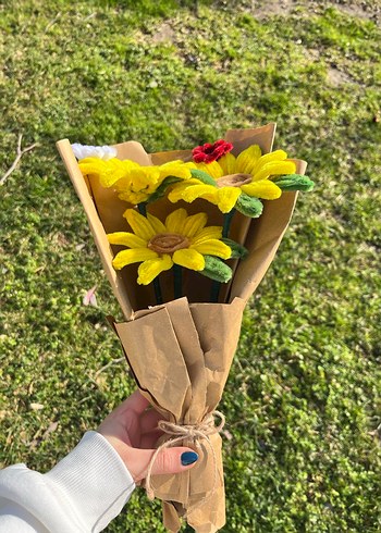 Asla Solmayan ay çiçeği buketi - Görsel 2