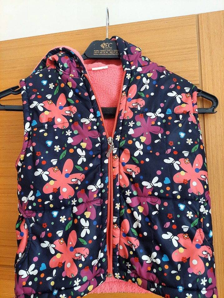 Çiçek Desenli Renkli Kız Çocuk Polar Yelek - Görsel 2