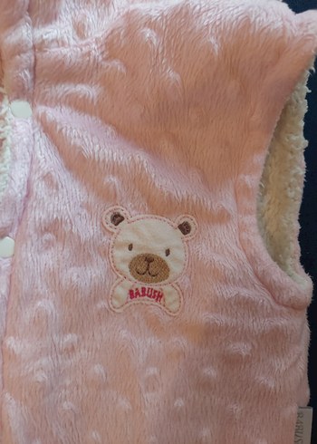 Kız Çocuk Pembe Kapüşonlu Düğmeli Yelek - Görsel 2