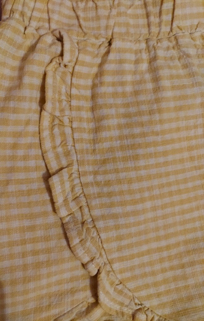 Lc Waikiki 2 Yaş Sarı Keten Fırfırlı Kız Şortu - Görsel 3