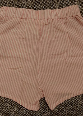 Lc Waikiki 3-4 Yaş Pembe Beyaz Çizgili Kız Çocuk Şort - Görsel 2