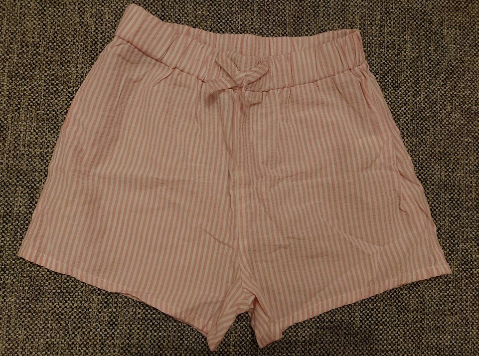 Lc Waikiki 3-4 Yaş Pembe Beyaz Çizgili Kız Çocuk Şort - Görsel 3