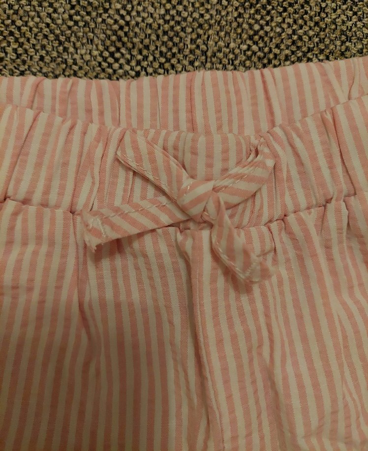 Lc Waikiki 3-4 Yaş Pembe Beyaz Çizgili Kız Çocuk Şort - Görsel 4