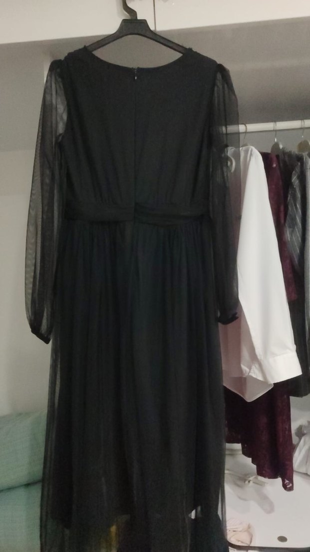 Siyah V Yakalı Uzun Kollu Gotik Uzun Elbise - Görsel 2