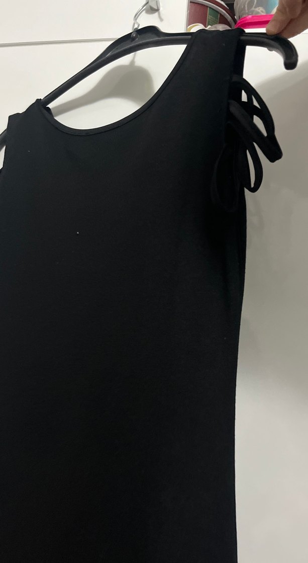 Siyah Midi İnce Askılı Kadın Elbise - Görsel 2