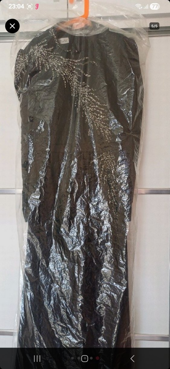 Siyah Nakışlı Uzun Kollu Abiye Elbise 42 - Görsel 5