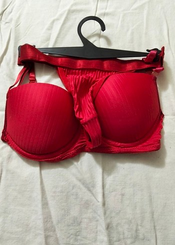 Kırmızı Minimalist Midi Sütyen Takımı - Görsel 2