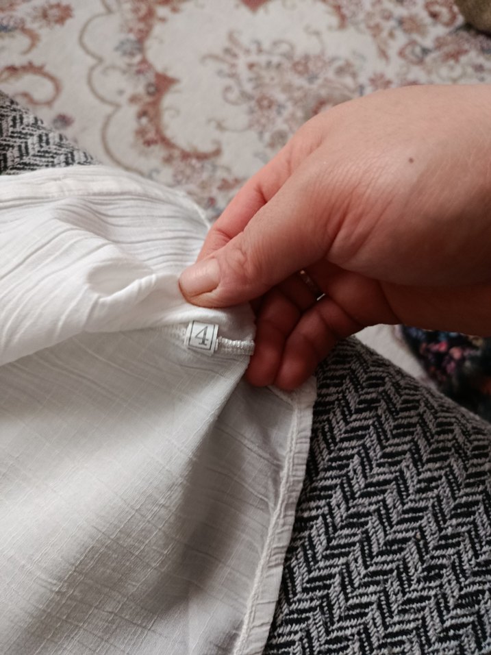 Kız Çocuk Nakışlı Keten Kısa Kollu Gömlek - Görsel 2