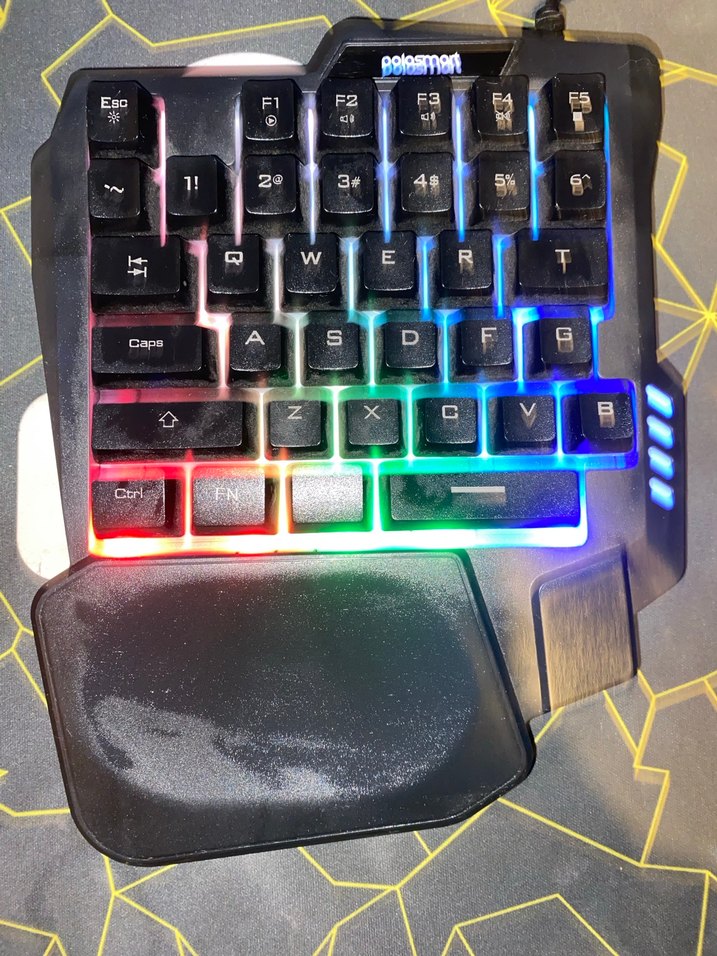 Renkli LED ışıklı tek el klavye - Görsel 2