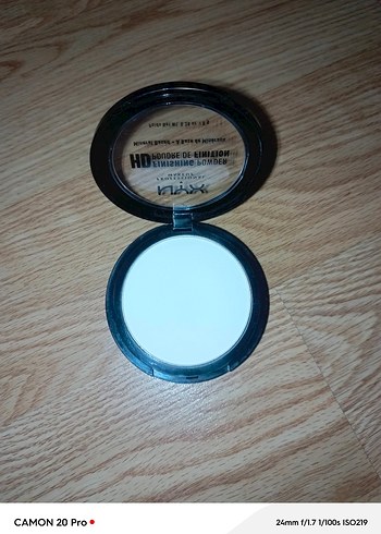 NYX HD Bitirici Pudra - Bej - Görsel 2