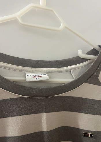 Kadın Gri Çizgili Kısa Kollu Tişört - Görsel 2