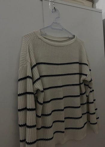 Çizgili, Yuvarlak Yaka, Örgü Kadın Kazak - Görsel 2