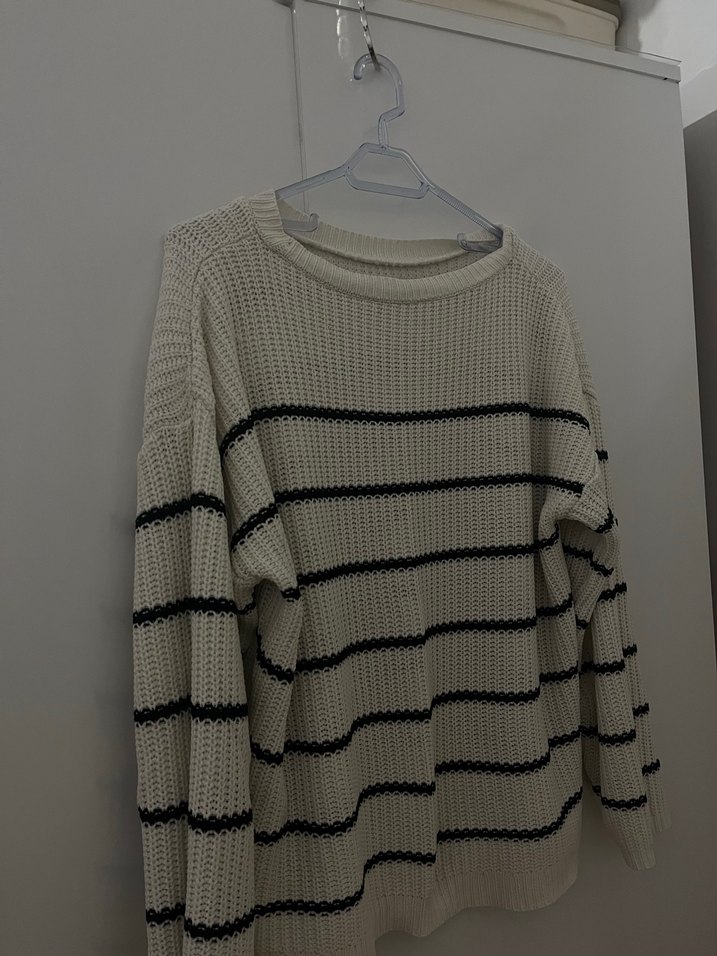 Çizgili, Yuvarlak Yaka, Örgü Kadın Kazak - Görsel 2