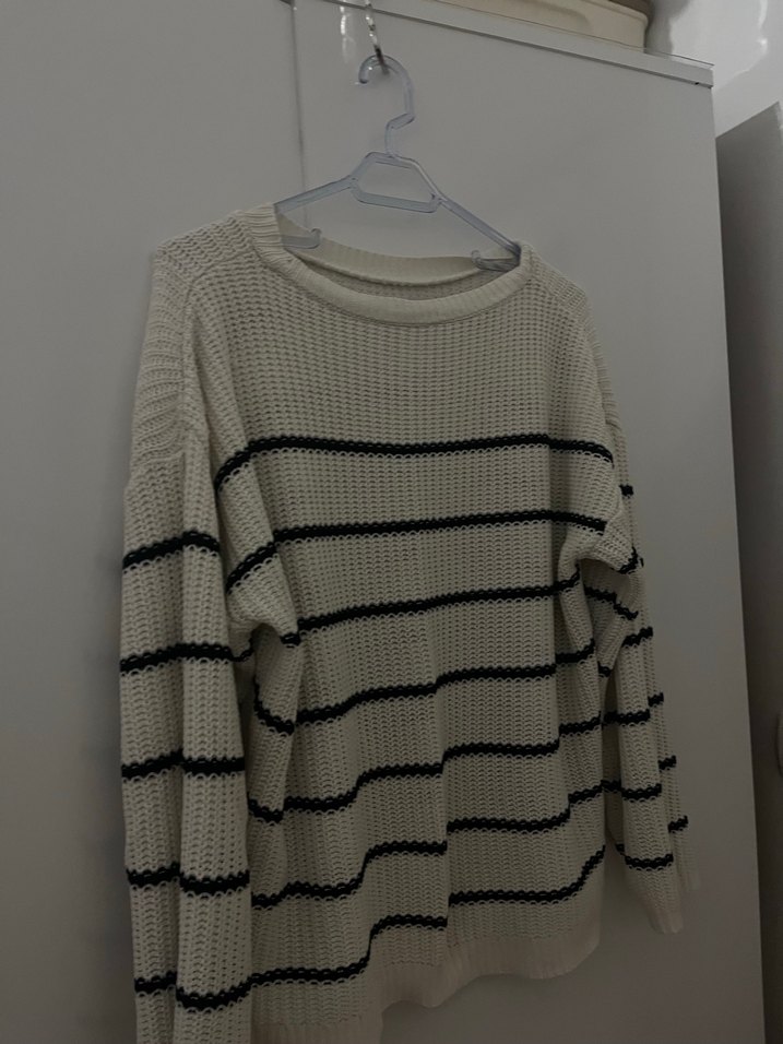 Çizgili, Yuvarlak Yaka, Örgü Kadın Kazak - Görsel 3