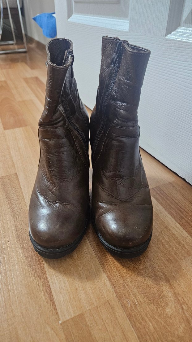 Kahverengi Deri Tokalı Biker Topuklu Bot 37 numara - Görsel 4