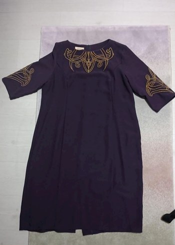 Mor İşlemeli Uzun Goth Elbise - Görsel 3