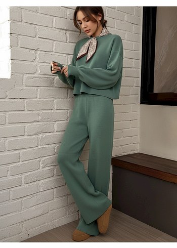 Parmak geçirmeli %100 Akrilik triko takım fular dahil - Görsel 3