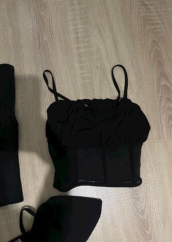 s Beden siyah Renk Siyah Mini Straplez ve Askılı Bluz Seti