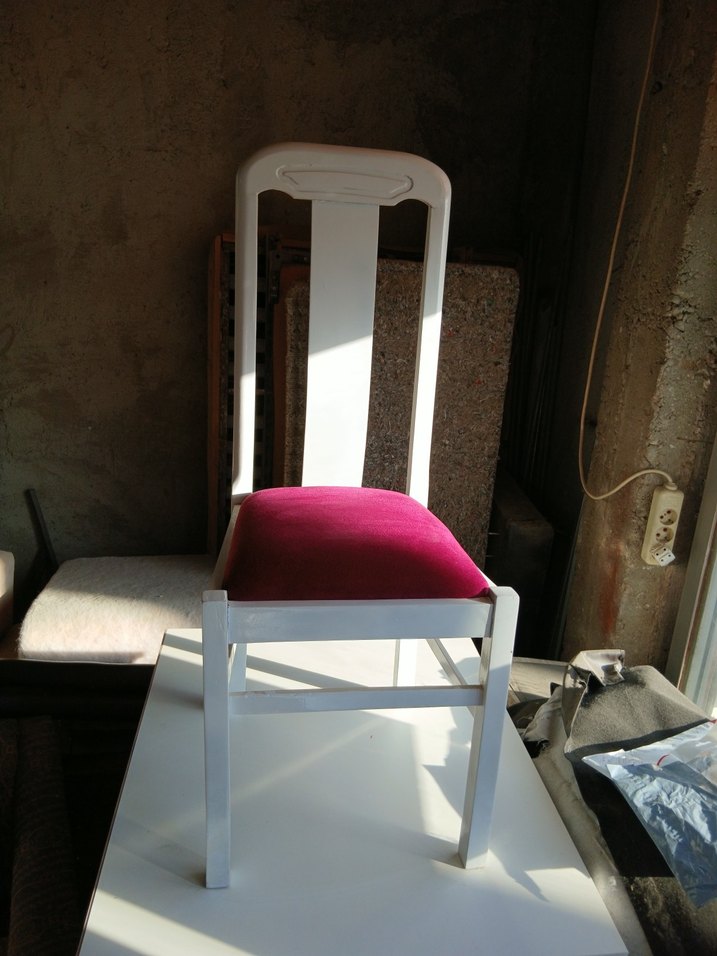 Beyaz yemek sandalyesi - Görsel 3