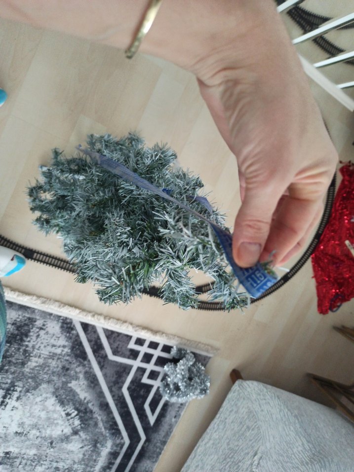 Gri Yılbaşı Ağacı - Görsel 3