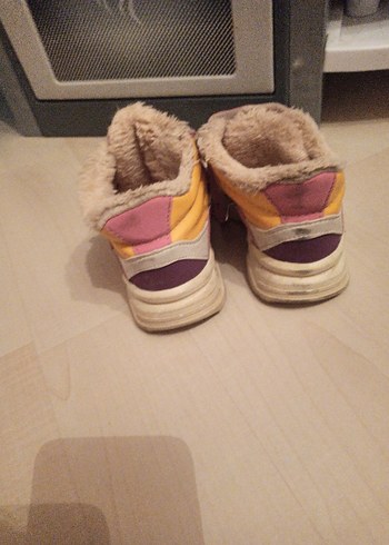 Kız Çocuk Pembe Bağcıklı ve Cırt Cırtlı Bot - Görsel 3