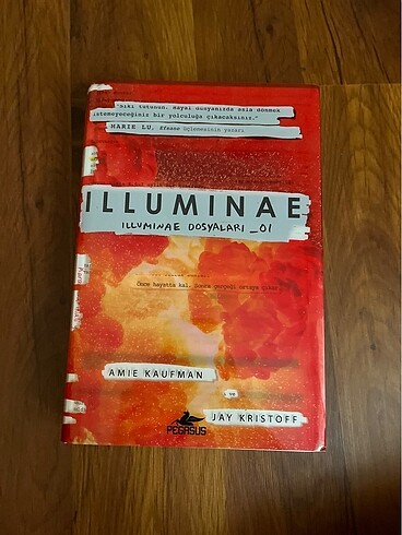 illuminae amie kaufman jay kristoff