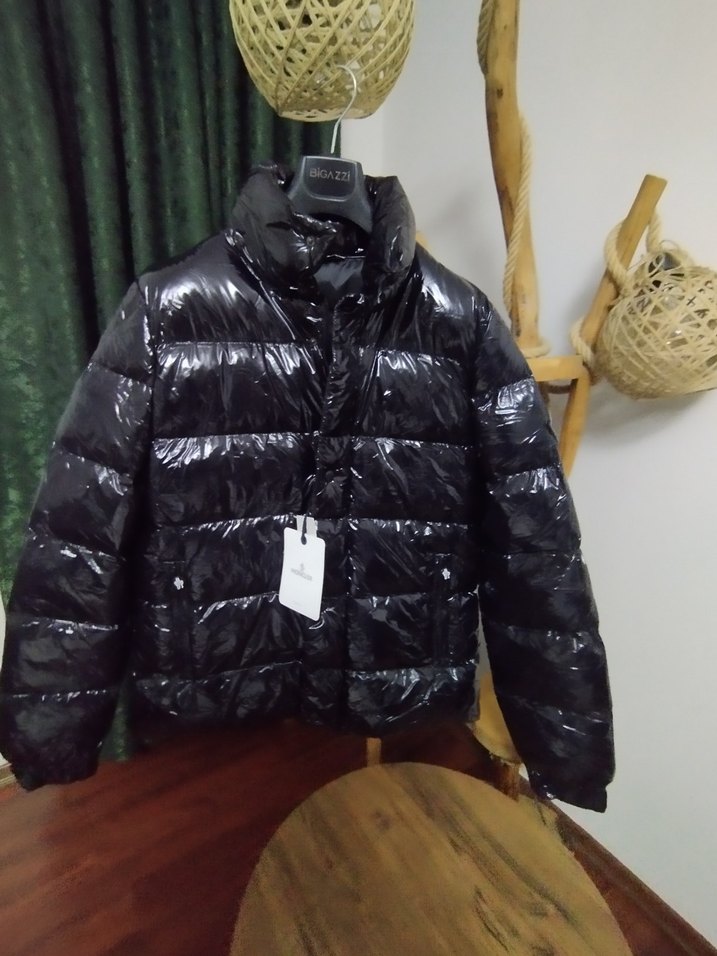 Siyah Parlak Düğmeli Erkek Mont möncler marka - Görsel 2