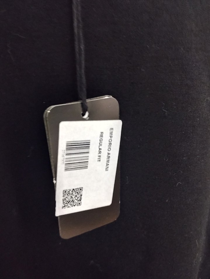 Emporio Armani  Siyah Sweatshirt, Bisiklet Yaka regular kalıp - Görsel 2