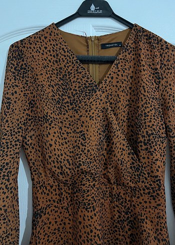 Kahverengi Yılan Desenli Midi Elbise - Görsel 2