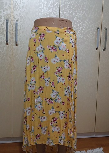 LCW Sarı Çiçek Desenli Uzun Midi Etek - Görsel 2