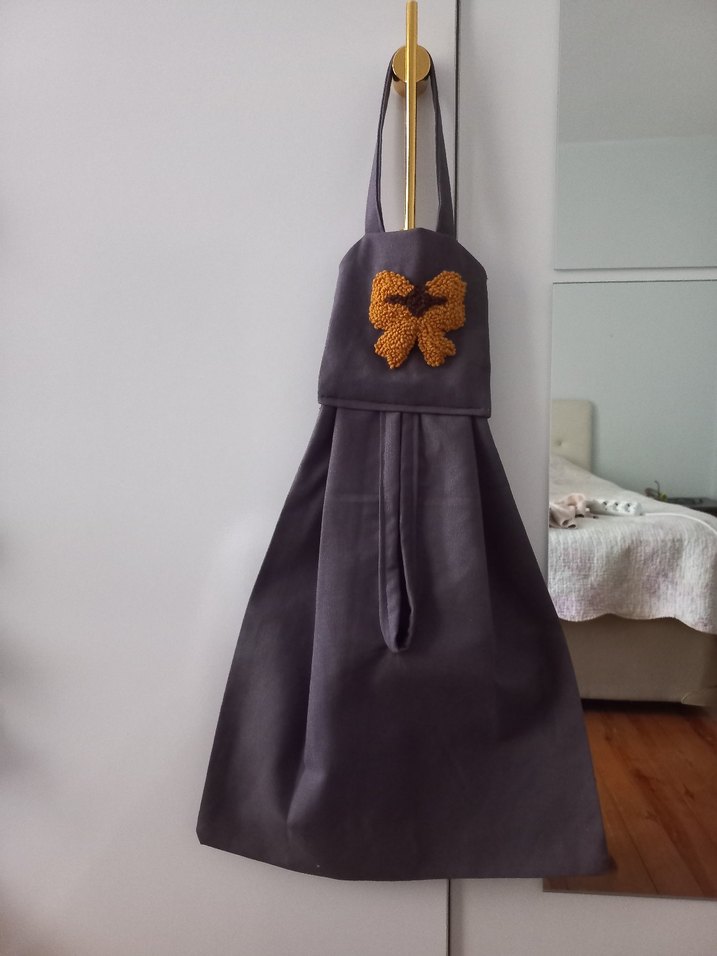 Gri Punch Nakışlı Poşetlik - Görsel 3