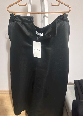 Siyah yelek etek takım - Görsel 3