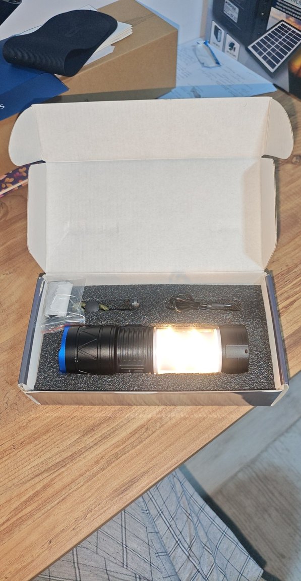 Çok Fonksiyonlu LED El Feneri - Görsel 3