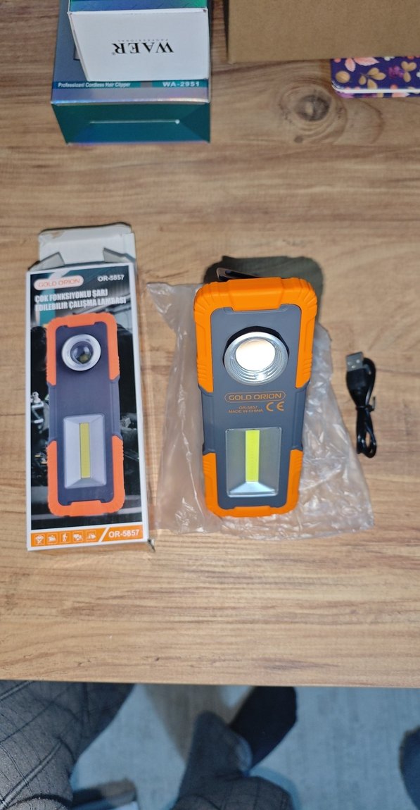 Çok Fonksiyonlu Şarj Edilebilir Çalışma Lambası - Görsel 2