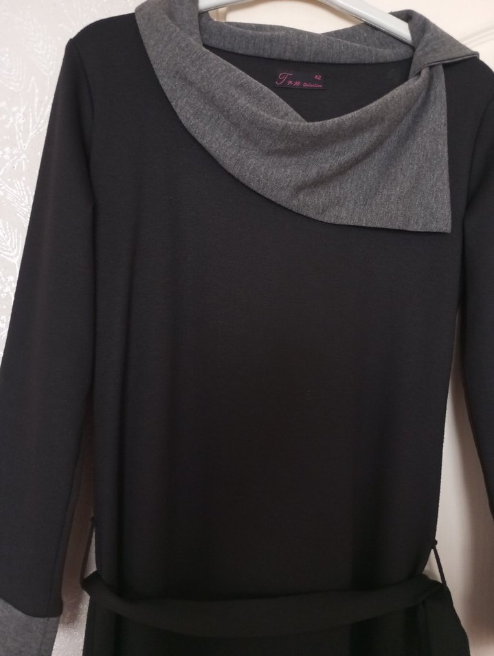 Gri Yaka Detaylı  elbise Uzun Kollu - Görsel 2