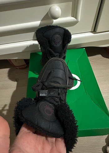 Siyah kız Çocuk Bot - Görsel 2