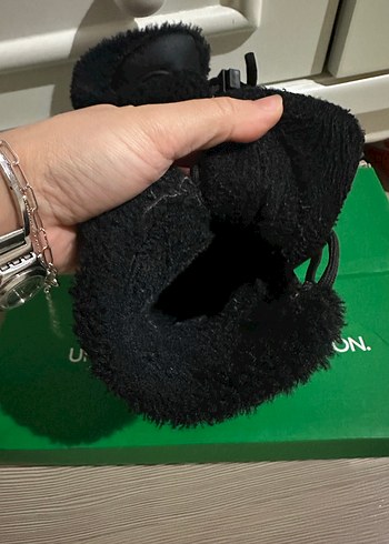 Siyah kız Çocuk Bot - Görsel 5