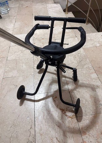 Siyah Üç Tekerlekli Çocuk Bisikleti - Görsel 3