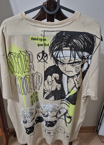 Bej Baskılı Bershka Anime Tişörtü, Kısa Kollu, Rahat Kesim - Görsel 3