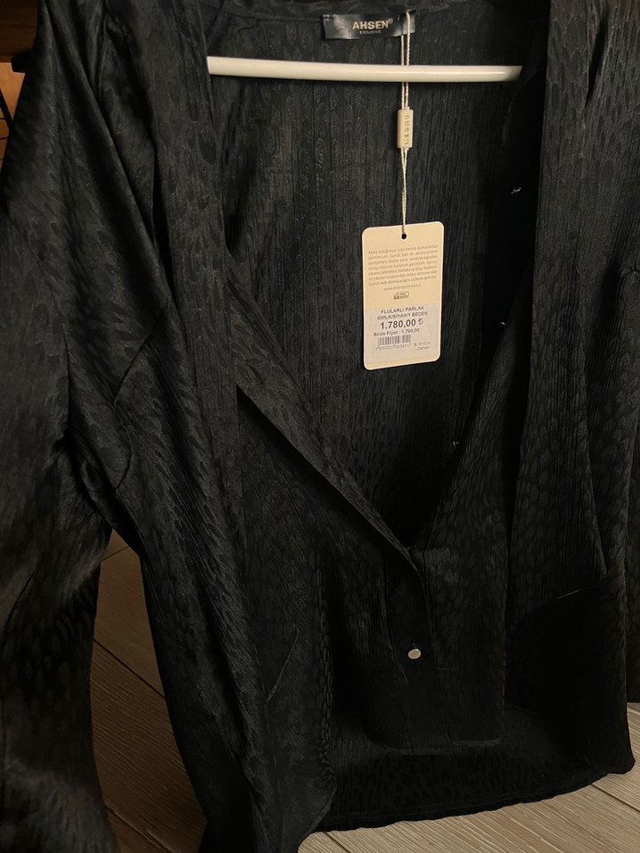 Siyah Drapeli Saten Ofis Bluzu - Görsel 2