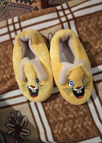 Sarı Tavşan Figürlü Kız Ev Terliği - Görsel 2