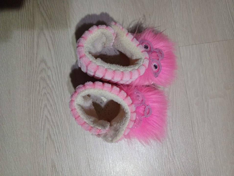 Kızlar İçin Pembe Peluş Ev Terliği - Görsel 2