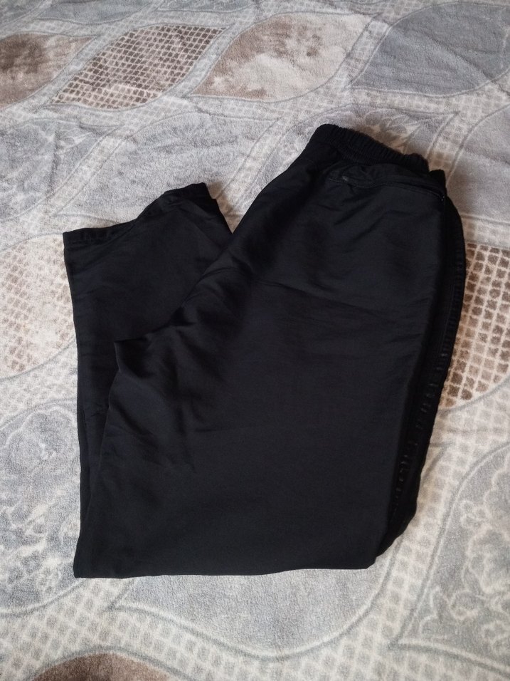 Erkek Siyah Bol Kesim Kemerli Pantolon - Görsel 2