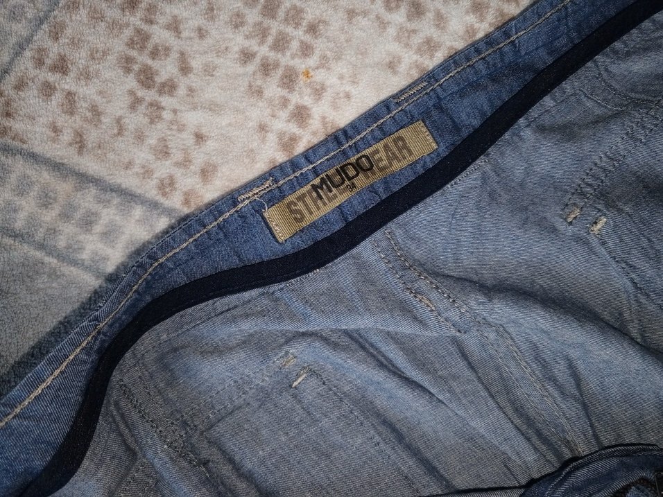 Erkek Geniş Kesim Kemerli Kot Şort - Görsel 3