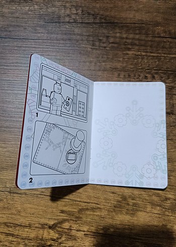 Altın Renkli Parlak LEGO Pasaport - Görsel 3