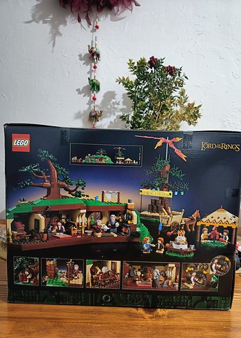 LEGO The Shire 10354 Yüzüklerin Efendisi Seti - Görsel 3