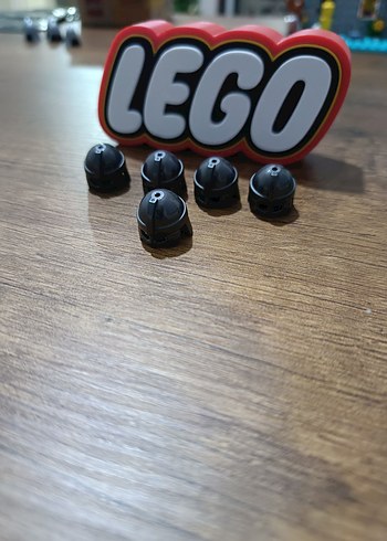 Siyah LEGO Mini Figür Kaskları - Görsel 3